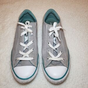 Girls converse all star shoes